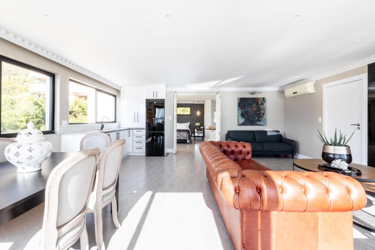 Oceana Palms Luxury Guest House Gordonsbaai Buitenkant foto