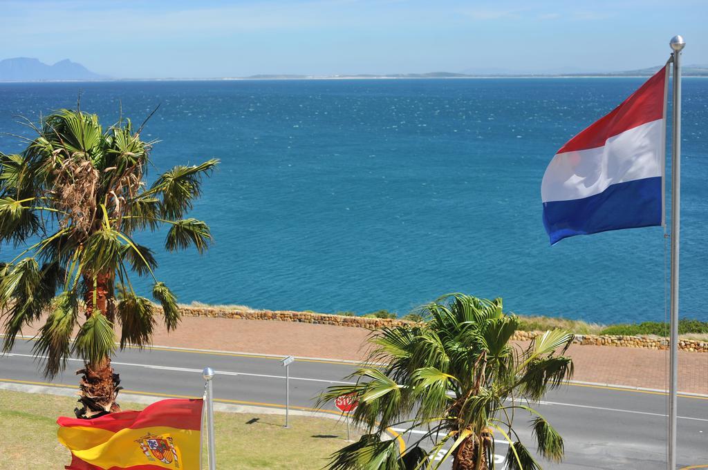 Oceana Palms Luxury Guest House Gordonsbaai Buitenkant foto