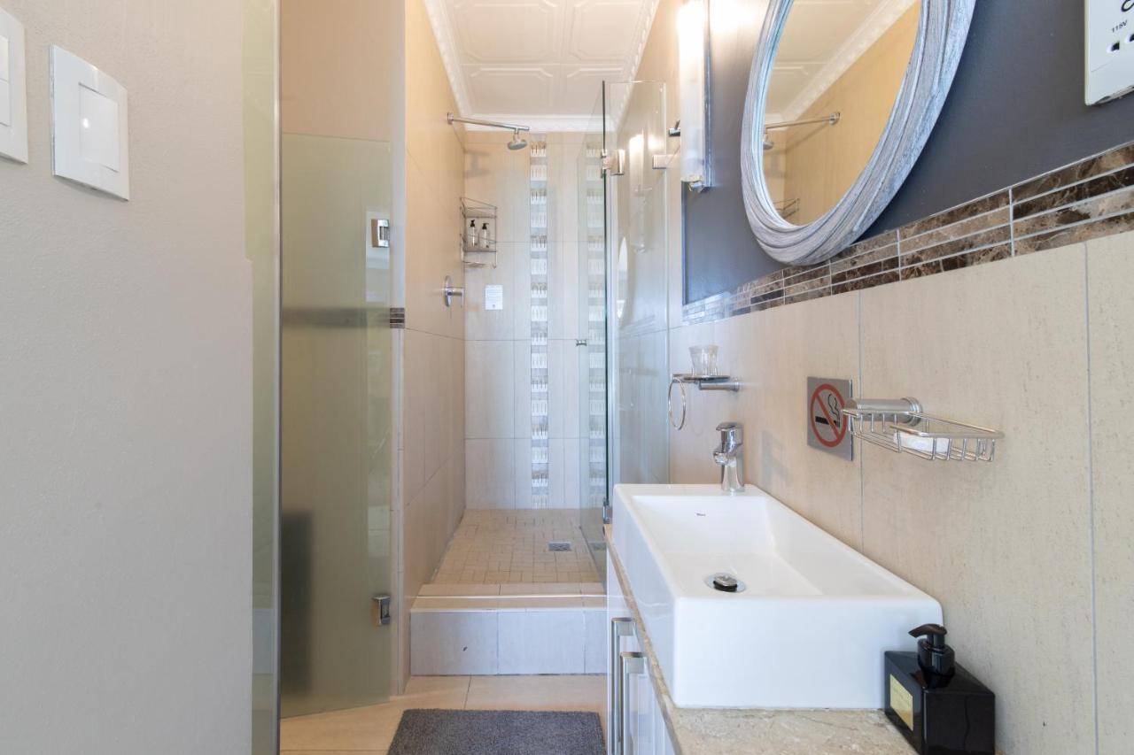 Oceana Palms Luxury Guest House Gordonsbaai Buitenkant foto